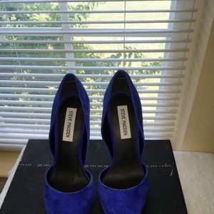 🌹Final Sale!! Steve Madden cobalt blue pumps
